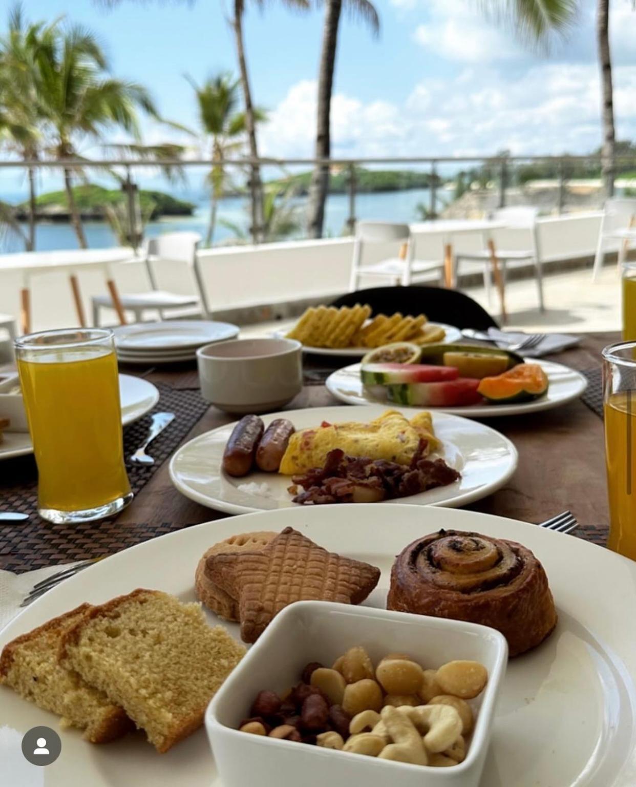 Barracuda Inn Resort 와타무 외부 사진
