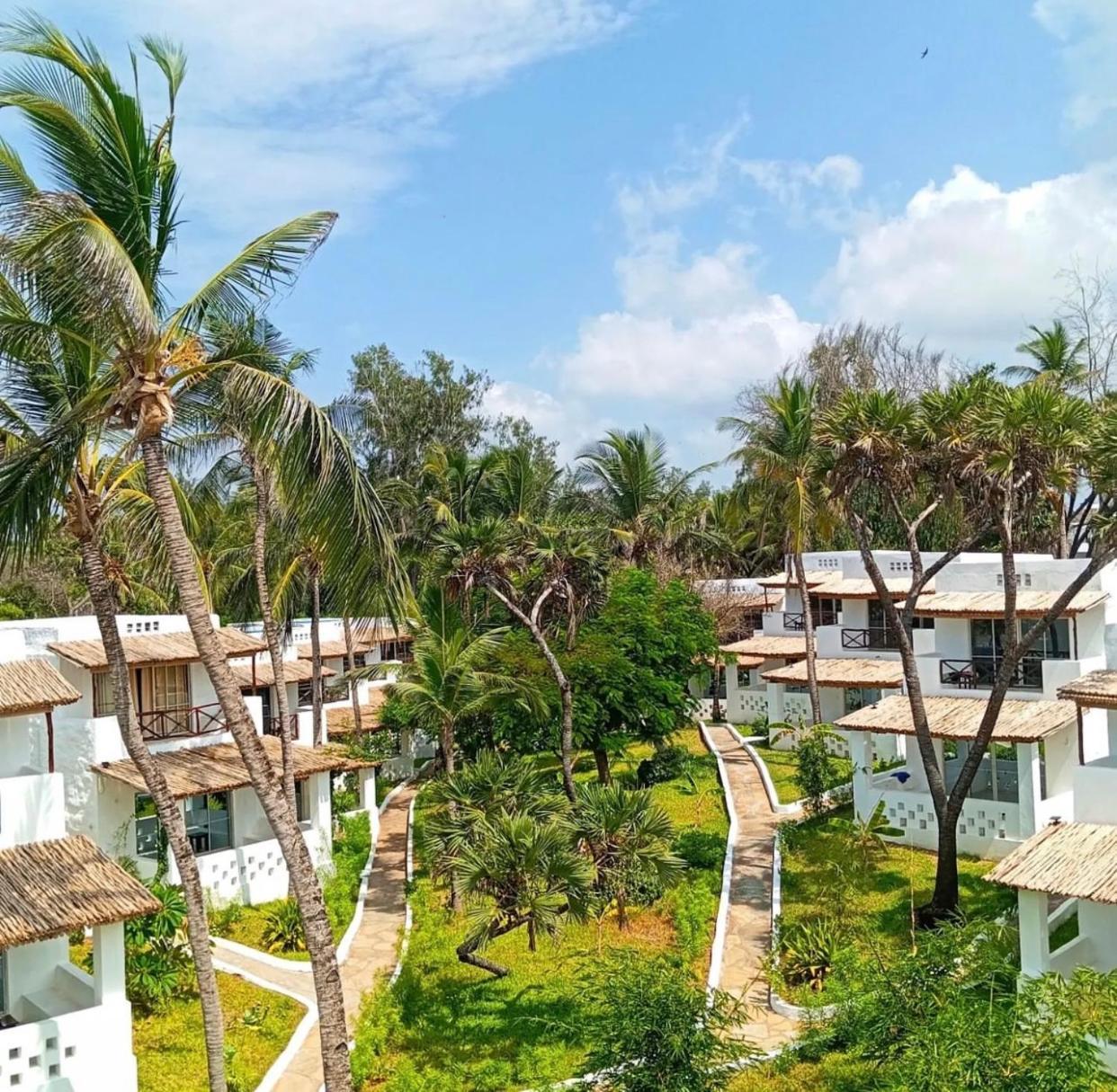 Barracuda Inn Resort 와타무 외부 사진